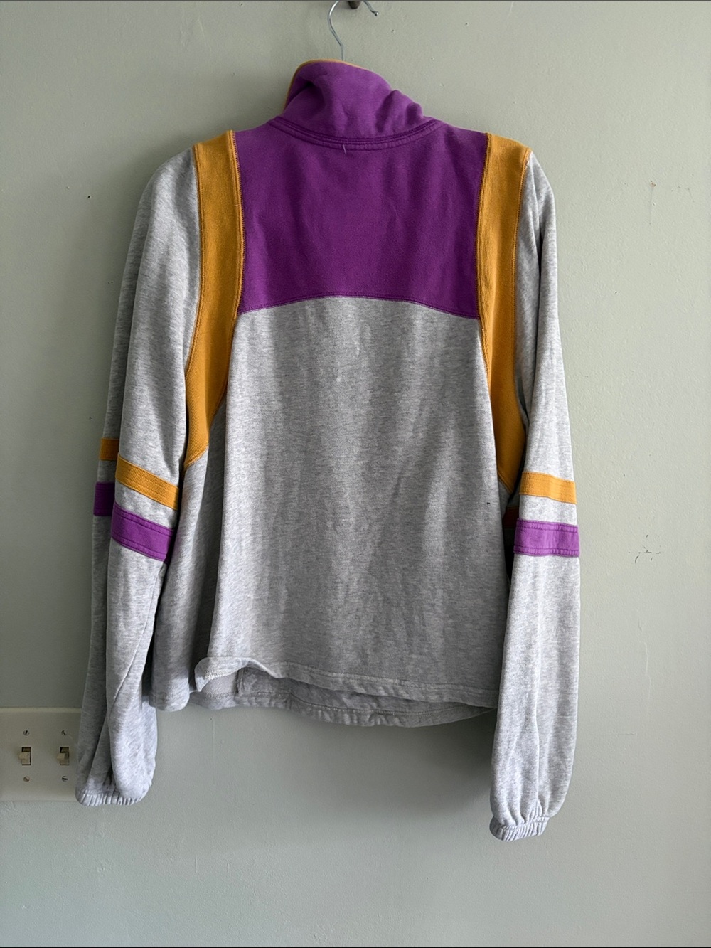 Free People Fp Movement Color Me Rad Colorblock sweatshirt S - Picture 5 of 5